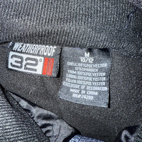 Boys ski bibs weatherproof 32° brand size 7/8 &
10/12 smoke-free home good cond - Picture 15 of 15